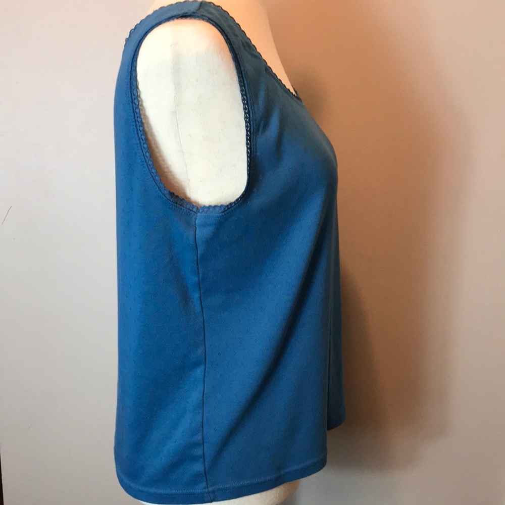 Vibrant Blue Sleeveless Tank Top with Scoop Neck - Picture 5 of 7